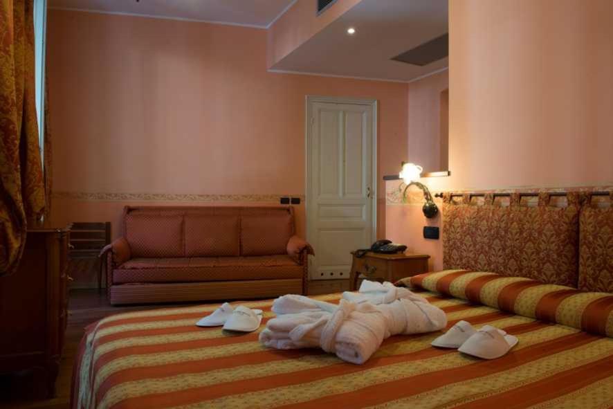 Hotel Belle Epoque Санремо Экстерьер фото